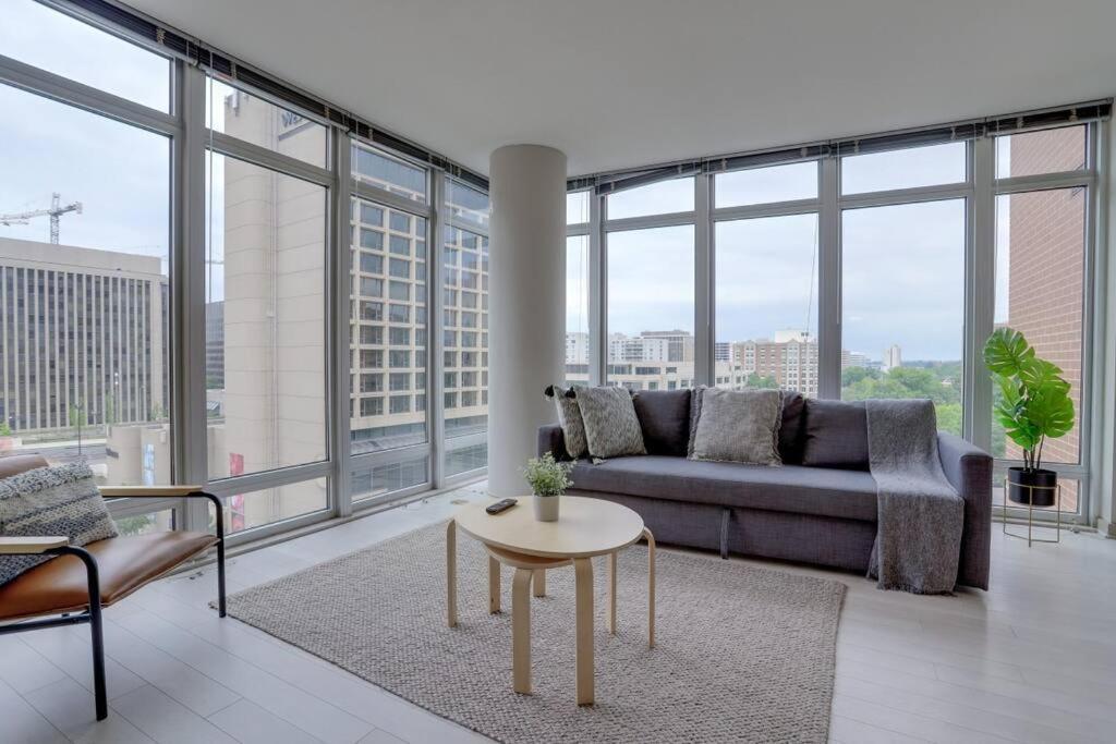 Wonderful 2Br Apartment At Crystal City Arlington Eksteriør billede