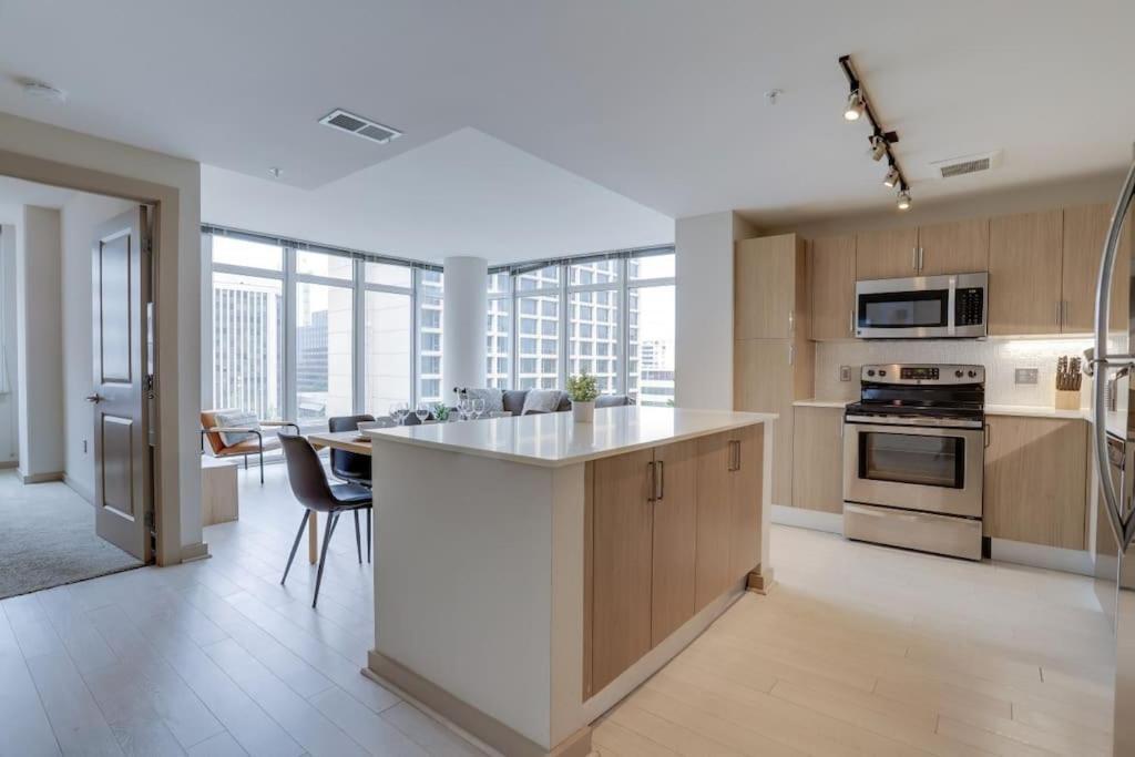 Wonderful 2Br Apartment At Crystal City Arlington Eksteriør billede