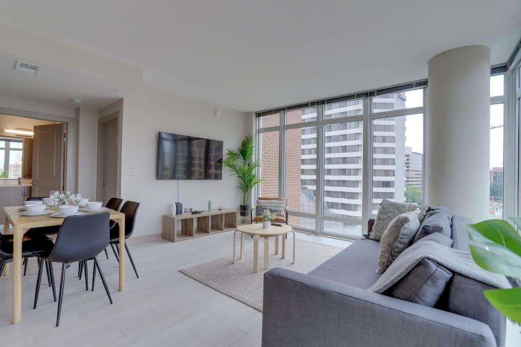 Wonderful 2Br Apartment At Crystal City Arlington Eksteriør billede